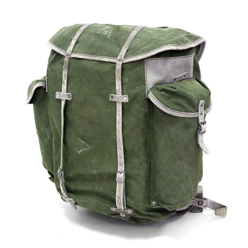 Mochila de montaña noruega de lona usada con armazón metálico (ID 16070015)