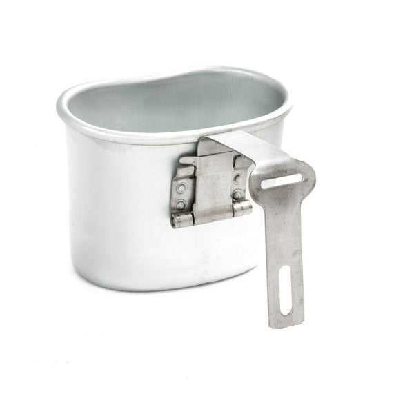 Taza militar belga usada de aluminio con asa abatible
