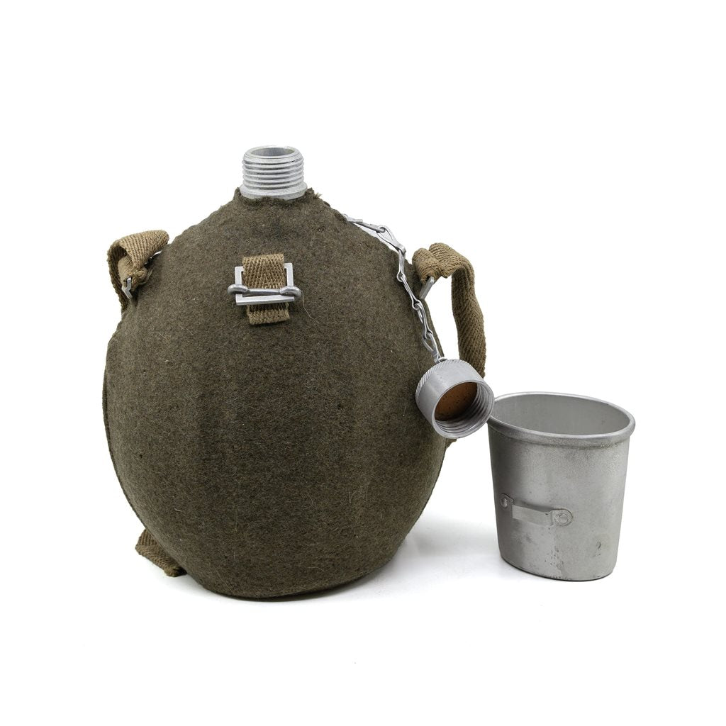 Cantimplora italiana de aluminio con boquilla y fieltro