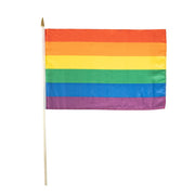 Bandera arcoíris LGBT 30x45 cm en poliester con palo