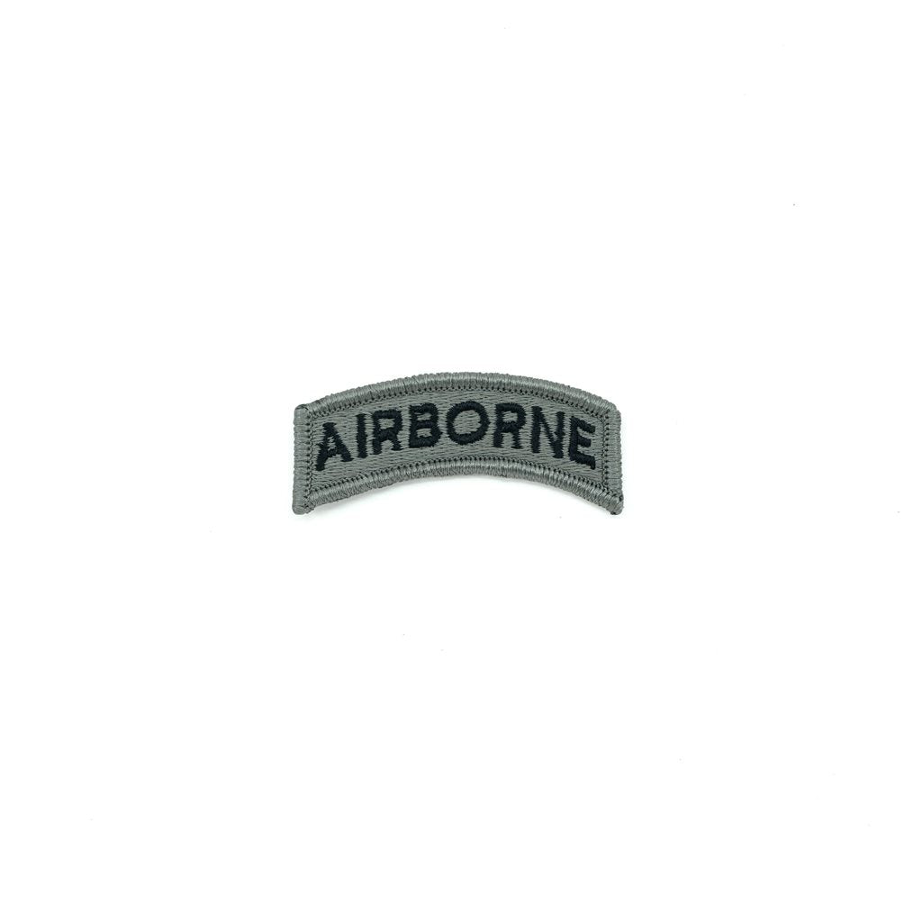 Parche AIRBORNE curvo 6 x 2,5 cm con velcro en la parte posterior