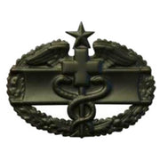 Insignia US Combat Medical 2nd Award en metal negro mate, fabricada en EE. UU.