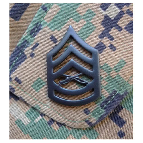 Insignia de grado USMC GySgt en metal mate negro, par