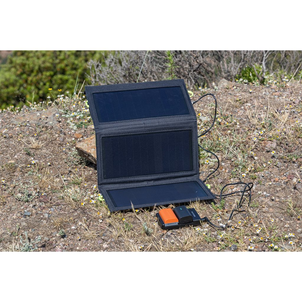 Panel solar plegable de 3 piezas con powerbank integrada (10.000 mAh) para cargar dispositivos