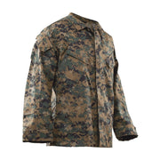 Blusa USMC Digital Woodland TRU-SPEC en tejido 35% algodón y 65% poliéster, patrón camuflaje Digital Woodland
