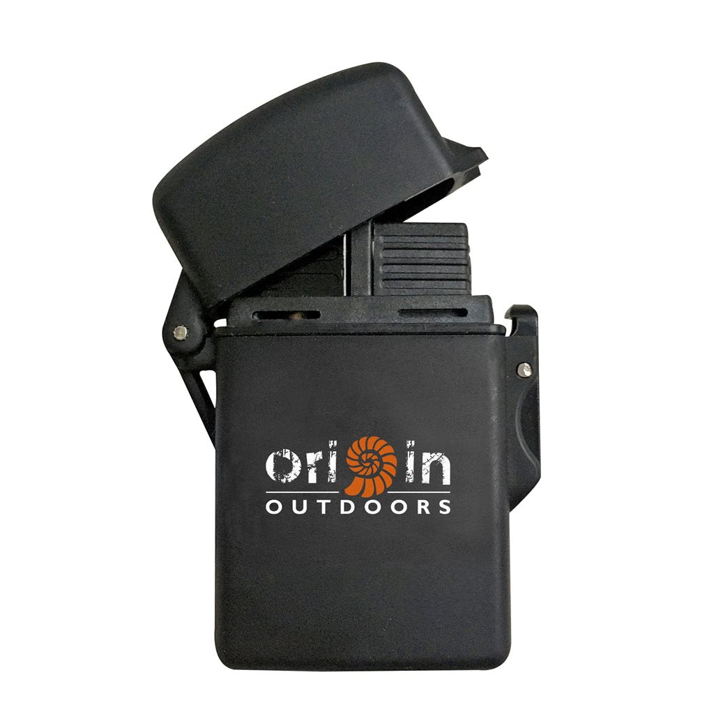 Encendedor a chorro STORM negro, impermeable, superficie gomosa, llama hasta 1.300 °C