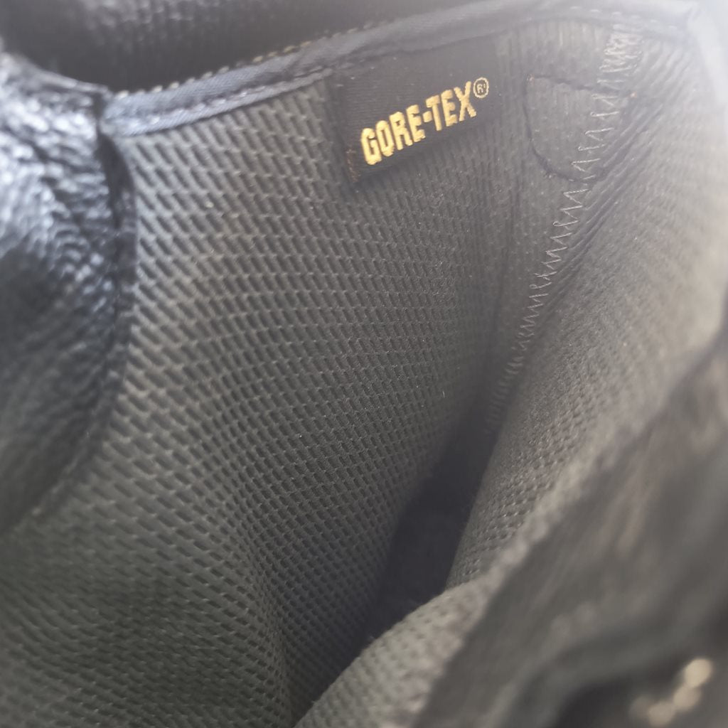 Botas altas de cuero negras con membrana GORE-TEX, estilo francés
