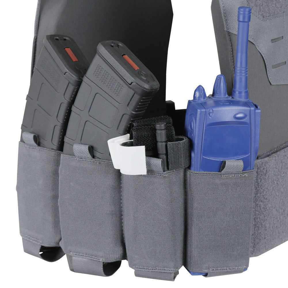 Portaplacas Vesta SPECTER negro de Condor Outdoor, nylon reforzado y perfil bajo