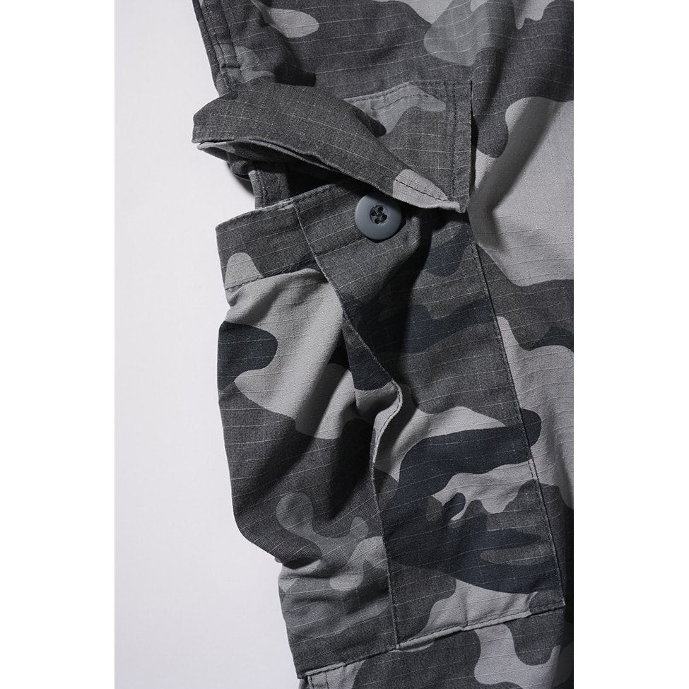 Pantalones cortos US BDU rip-stop con seis bolsillos y cintura ajustable