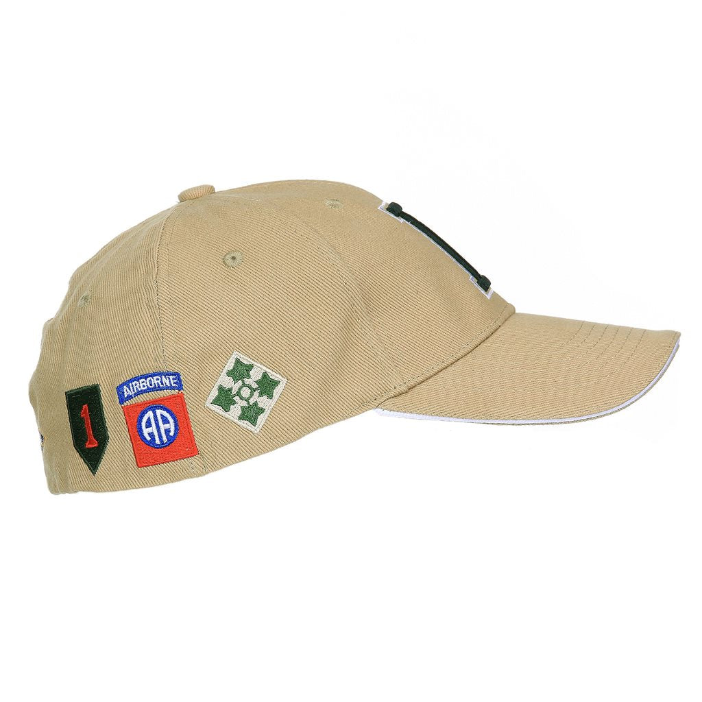 Gorra de béisbol color arena con bordado 3D D-DAY y emblemas de unidades