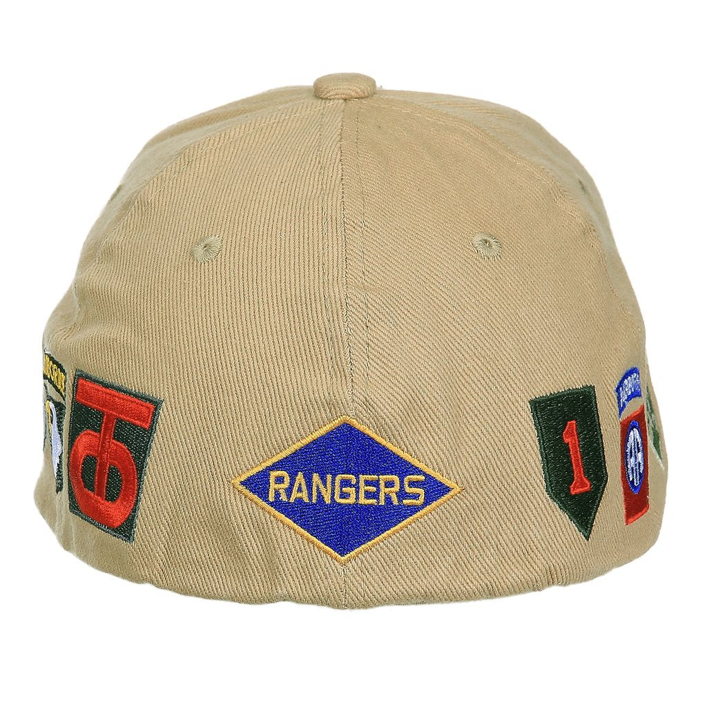 Gorra de béisbol color arena con bordado 3D D-DAY y emblemas de unidades