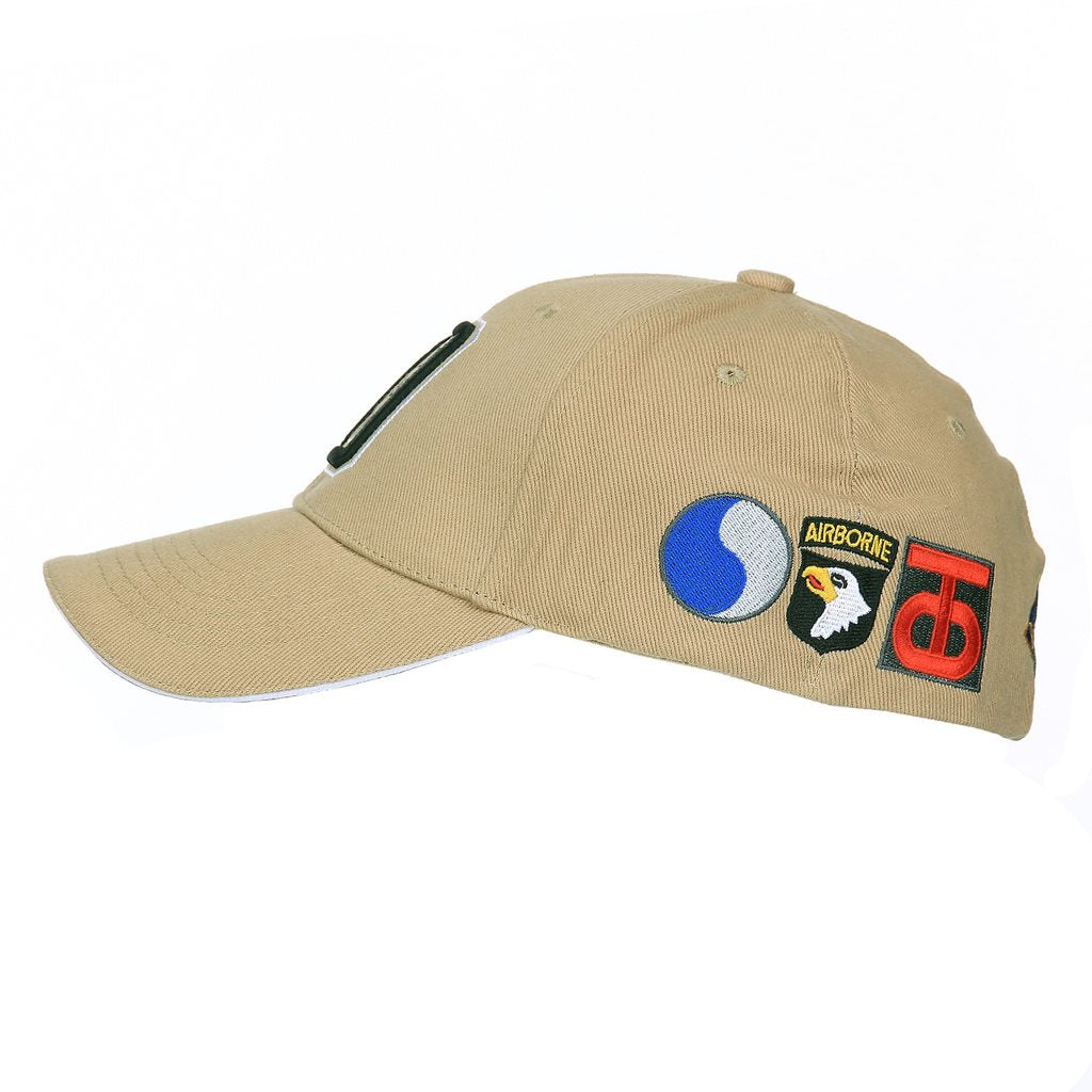 Gorra de béisbol color arena con bordado 3D D-DAY y emblemas de unidades
