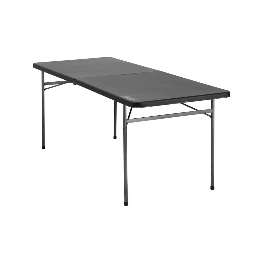 Mesa de camping plegable grande con amplia superficie rectangular y estructura estable