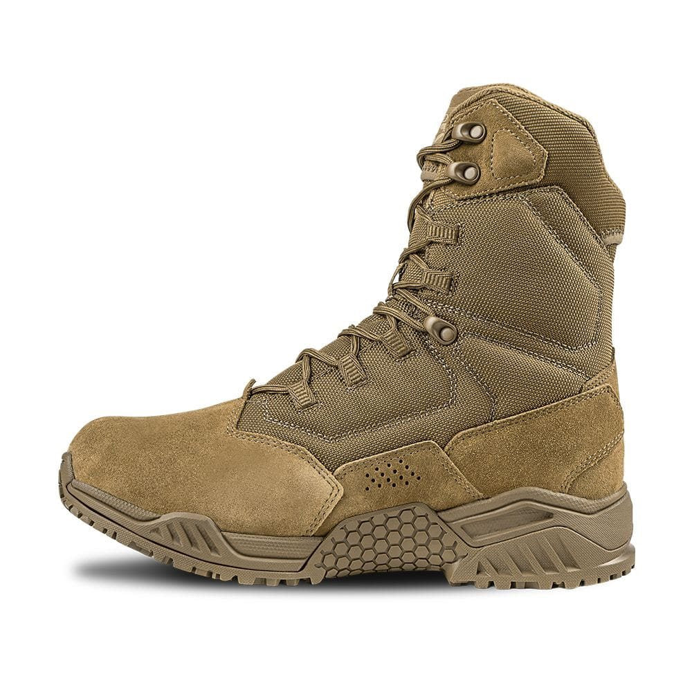 Par de botas tácticas BRIGADE 8 AR670-1, primer plano
