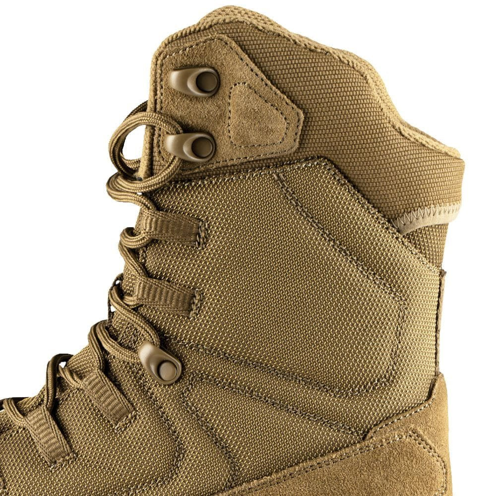 Par de botas tácticas BRIGADE 8 AR670-1, primer plano