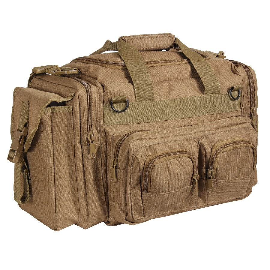 Bolsa CONCEALED CARRY COYOTE en nylon con bolsillo para porte oculto. Dimensiones aprox. 30 x 18 x 25 cm
