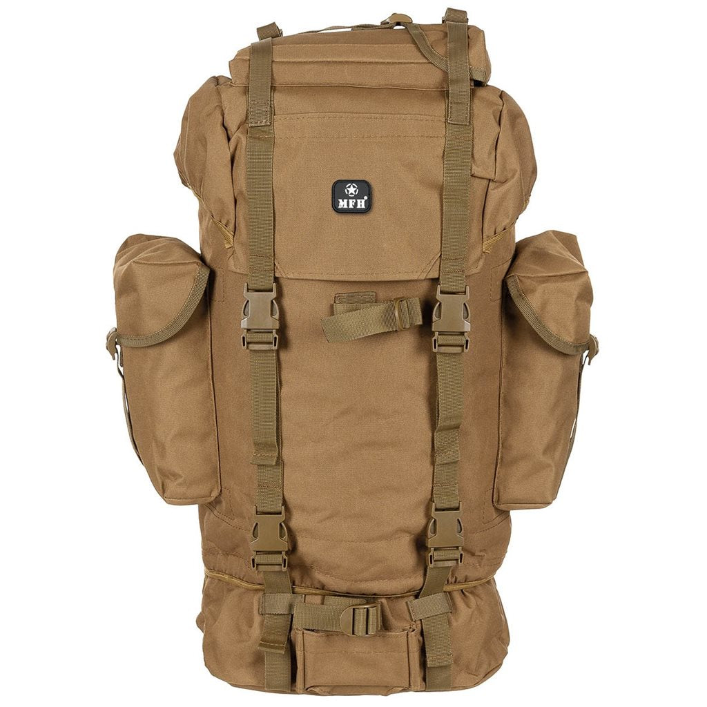 Mochila réplica de combate BW 65L verde con dos compartimentos y bolsillos laterales