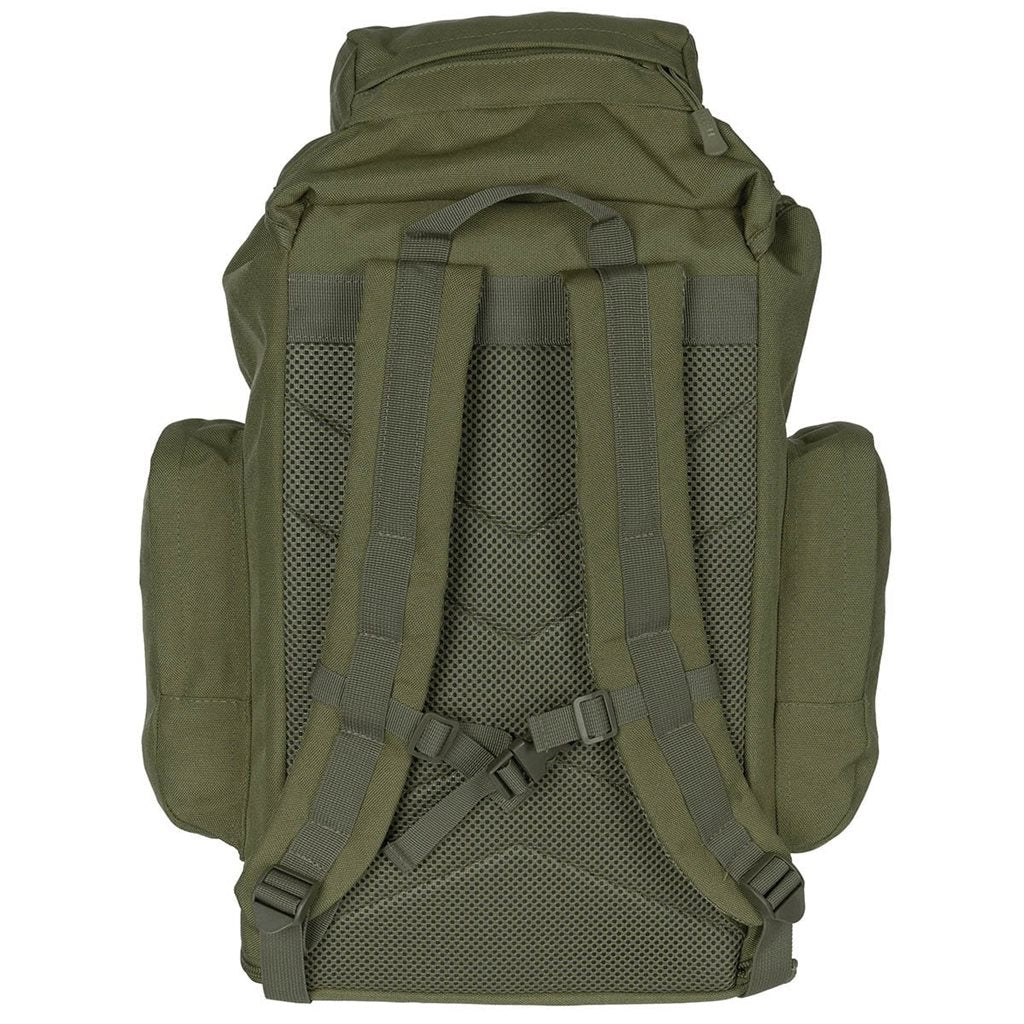 Mochila BRIT 30 L negra vista frontal, EDC, poliéster resistente