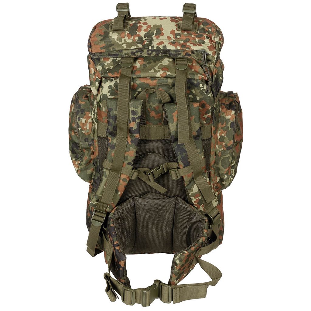 Mochila TACTICAL 55 L negra con acolchado en hombreras y bolsillos frontales y laterales