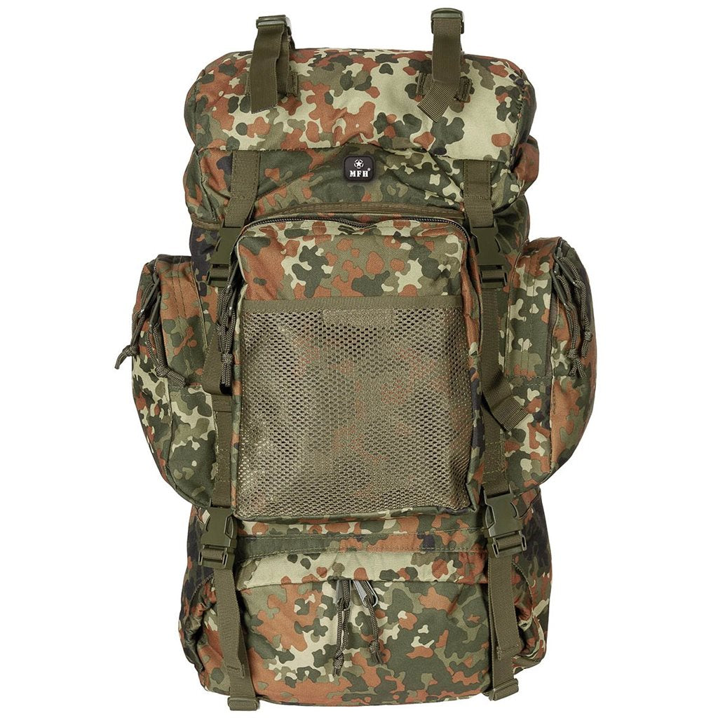 Mochila TACTICAL 55 L negra con acolchado en hombreras y bolsillos frontales y laterales