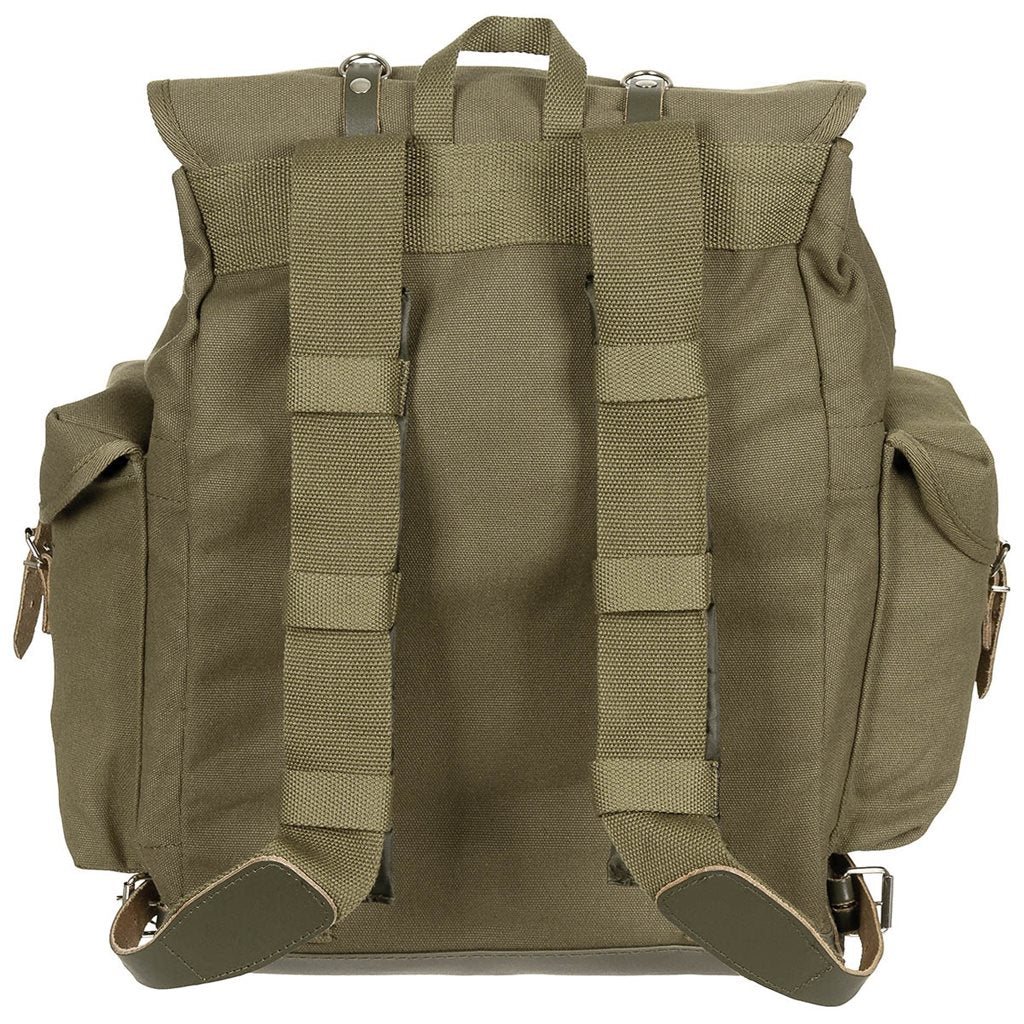 Mochila BW 30L de lona negra con correas acolchadas y tiras de cuero