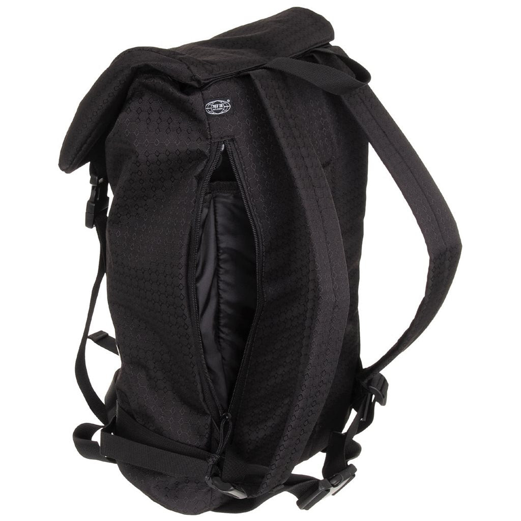 Mochila OctaTac BOTE 25 L negra con acceso lateral y bolsillo en la tapa