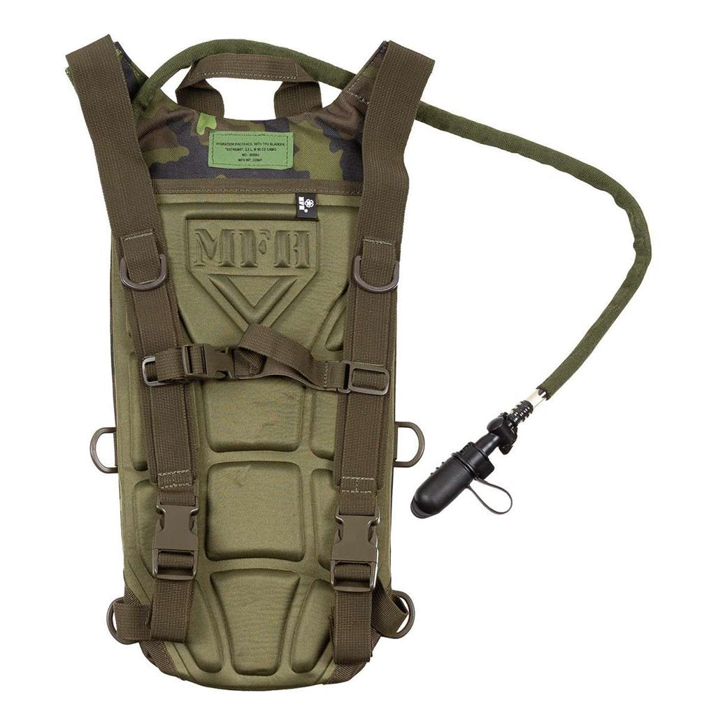 Mochila de hidratación EXTREME negra 2,5 l con manguera y boquilla, acolchado y correas ajustables