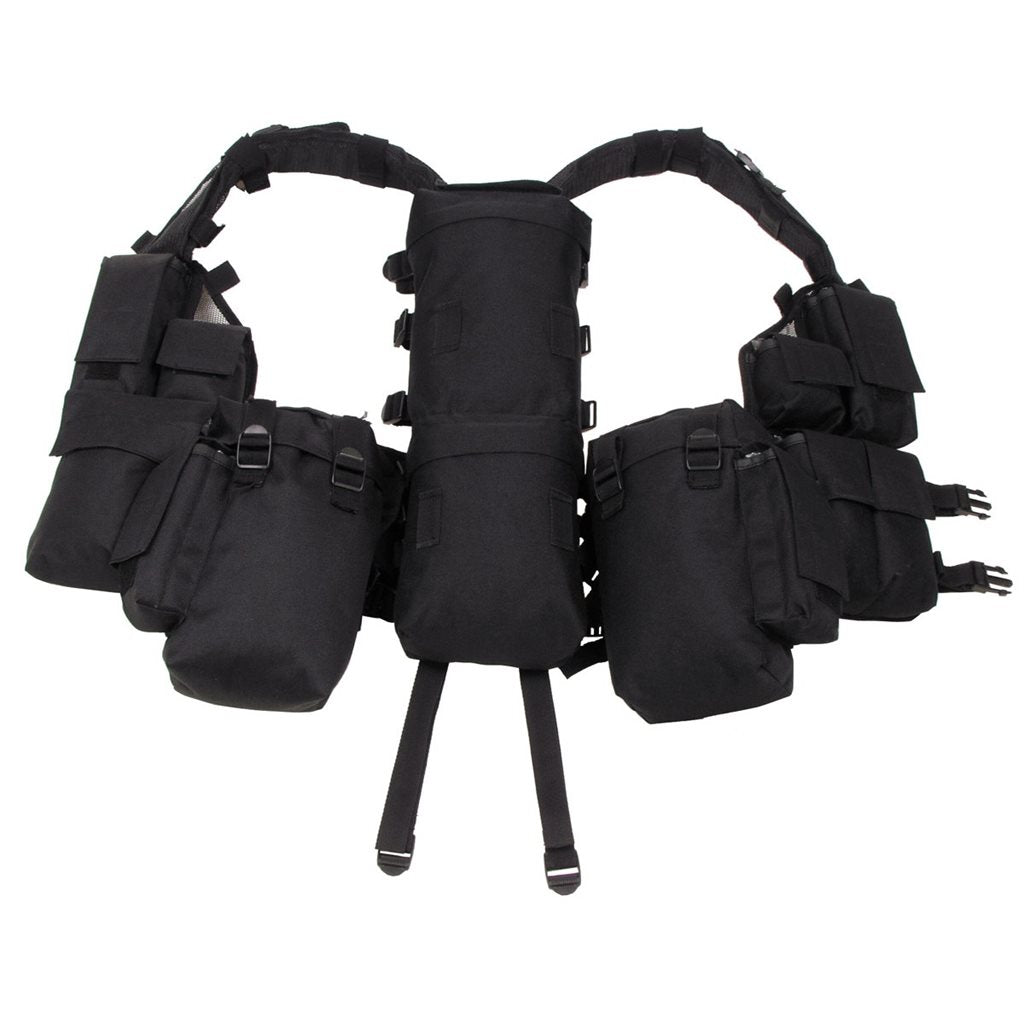 Chaleco táctico negro con 12 bolsillos, vista frontal con hombreras acolchadas y bolsillos utilitarios