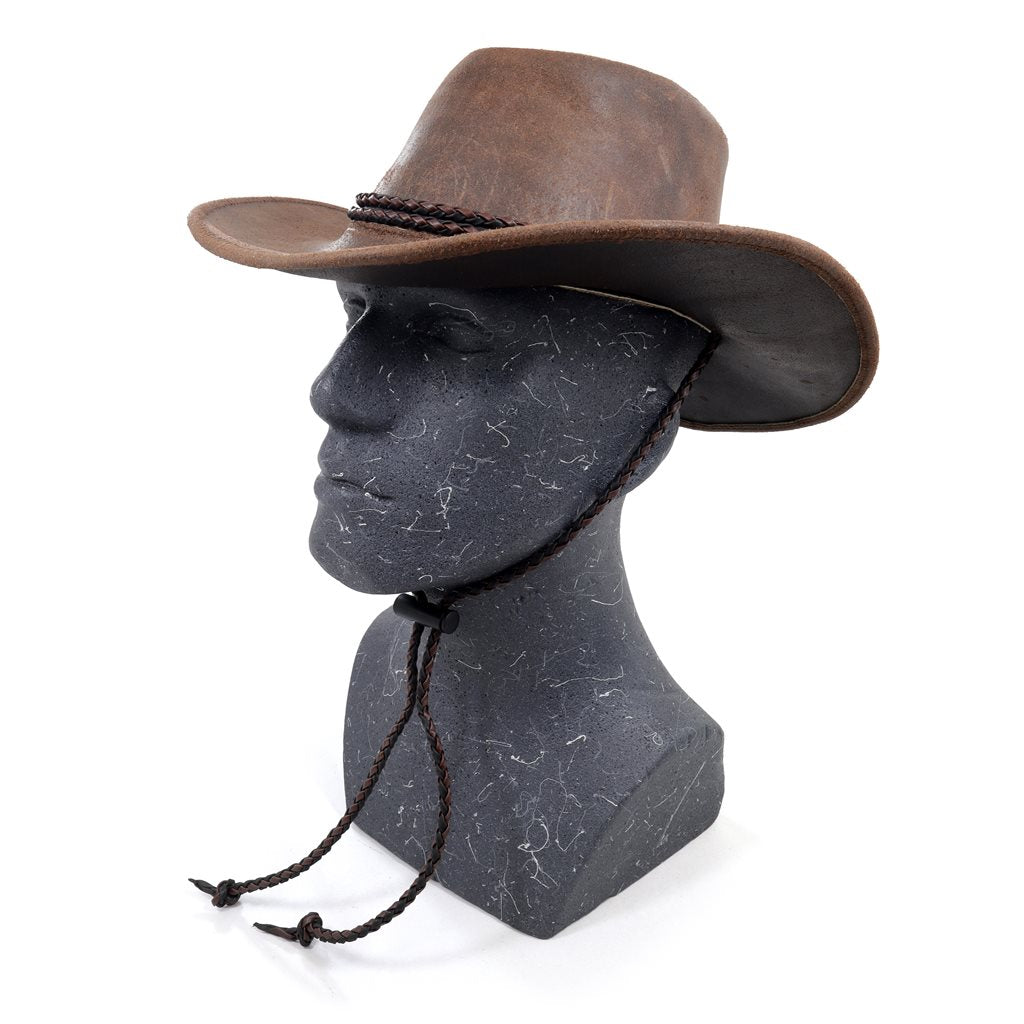 Sombrero de cuero TRAPPER hecho en piel de vacuno con frente y ala reforzadas y trenza decorativa