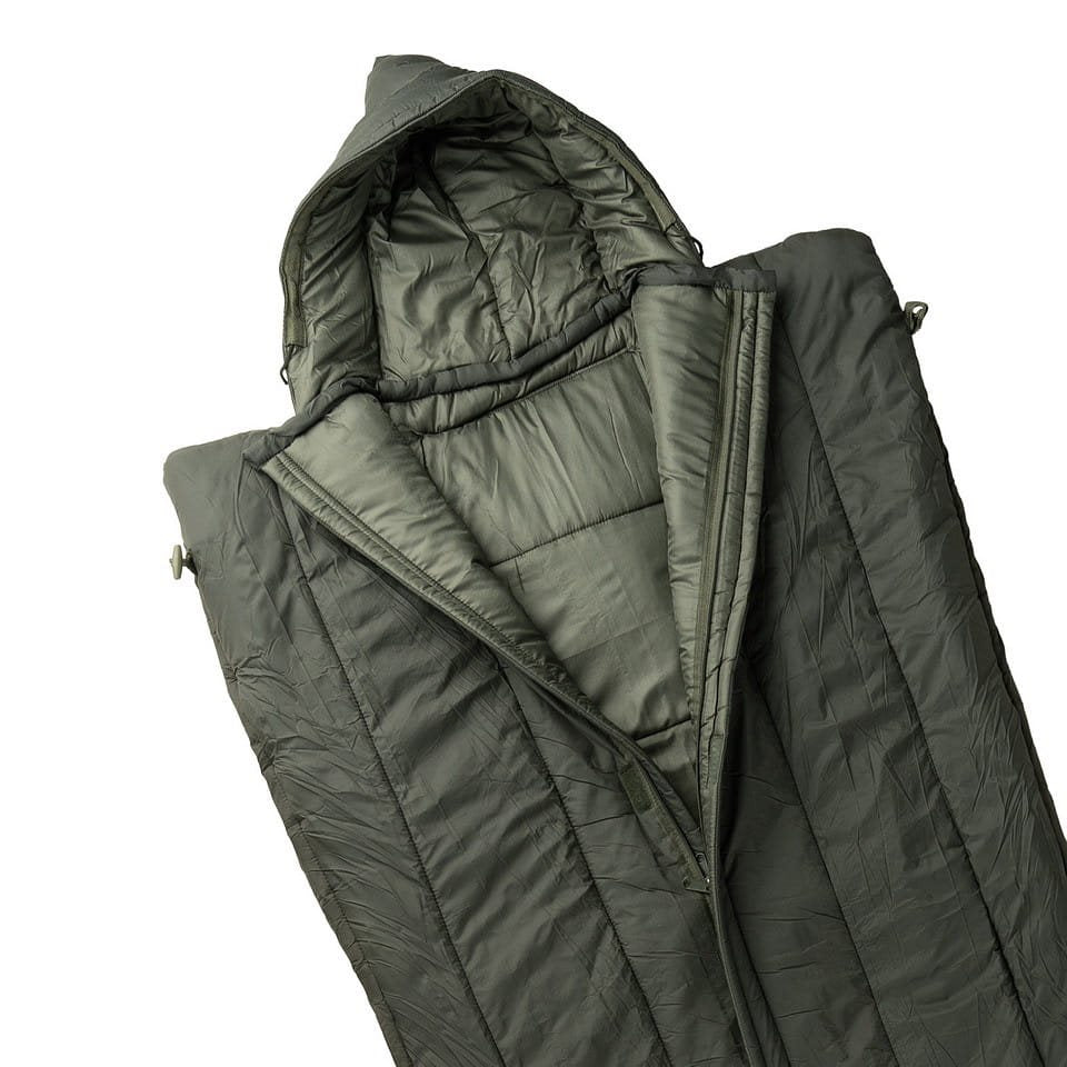 Saco de dormir tipo manta COMMANDER verde con relleno de fibra hueca