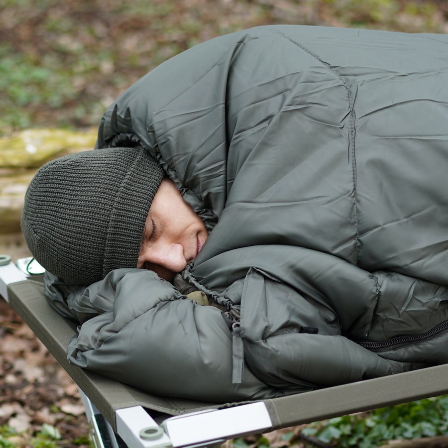 Saco de dormir TF-2215 tipo momia modular verde