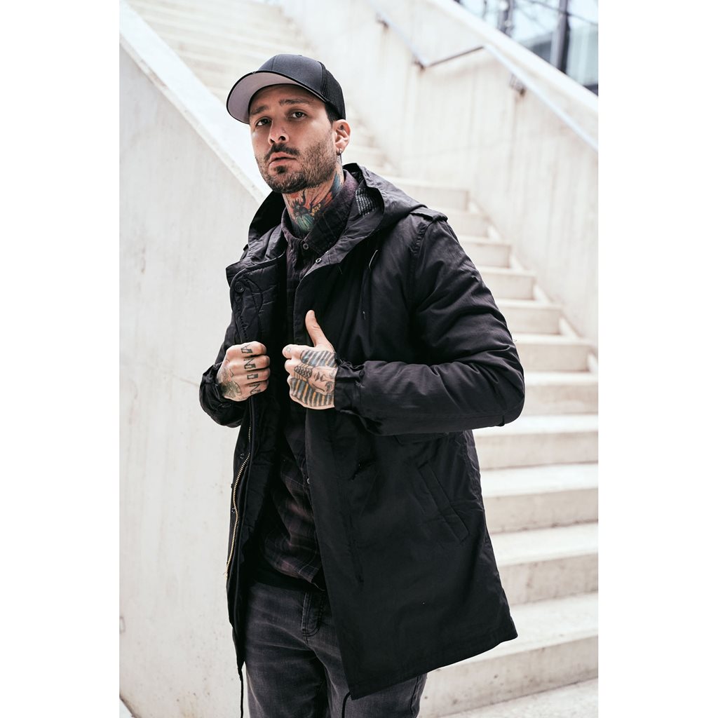 Parka US M51 Fishtail negra con forro desmontable y abertura trasera