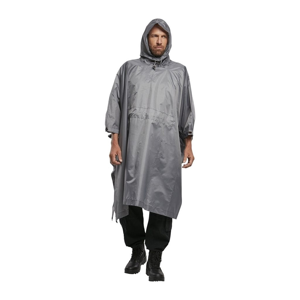 Poncho rip-stop verde con funda plegada, poliester resistente, ocho botones y seis ojales metálicos