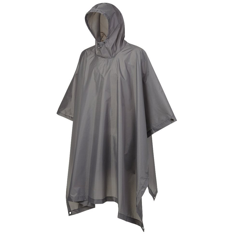 Poncho rip-stop verde con funda plegada, poliester resistente, ocho botones y seis ojales metálicos