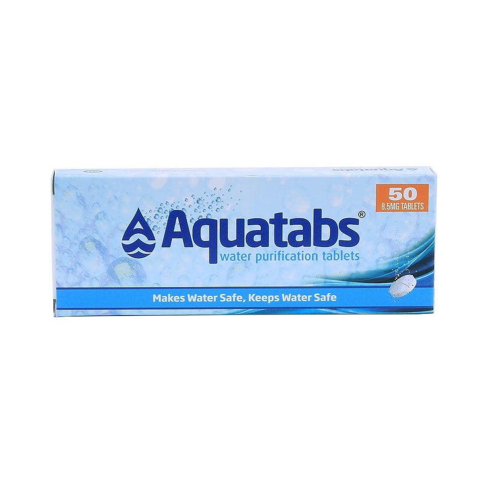 Envase con 50 tabletas Aquatabs para purificar agua