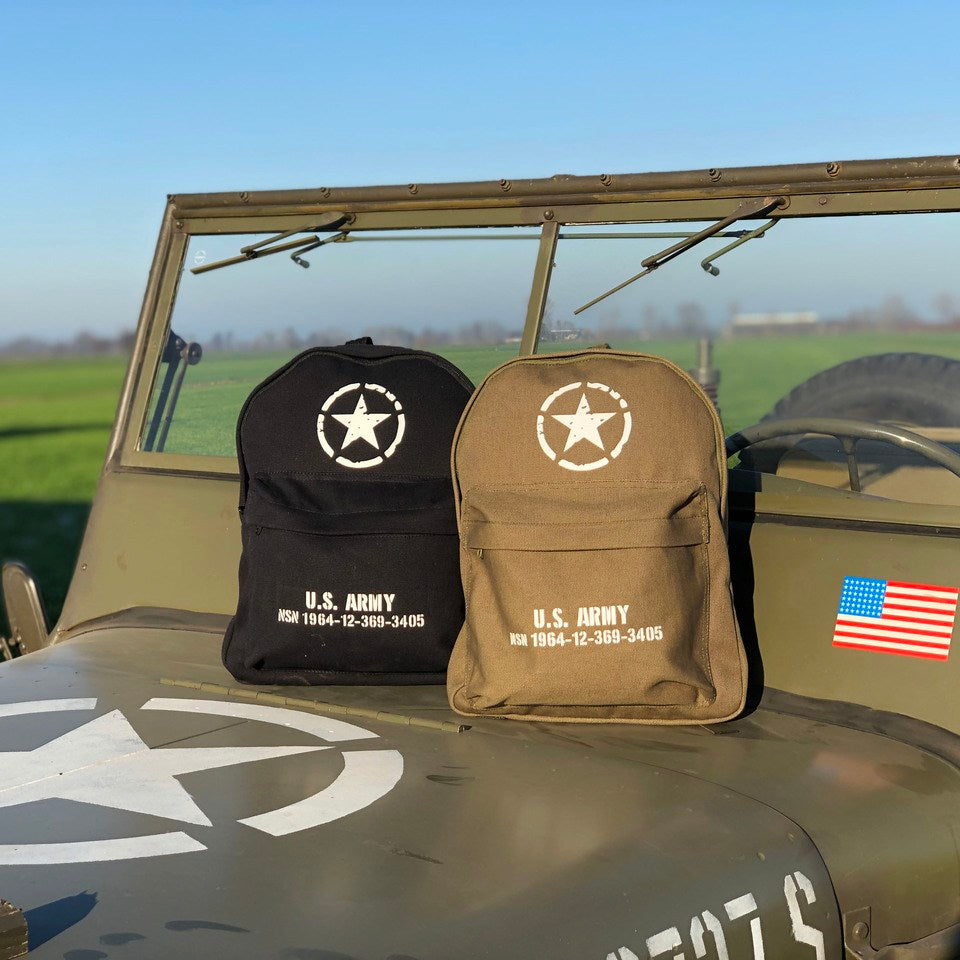 Mochila infantil negra de lona con estampado U.S. Army