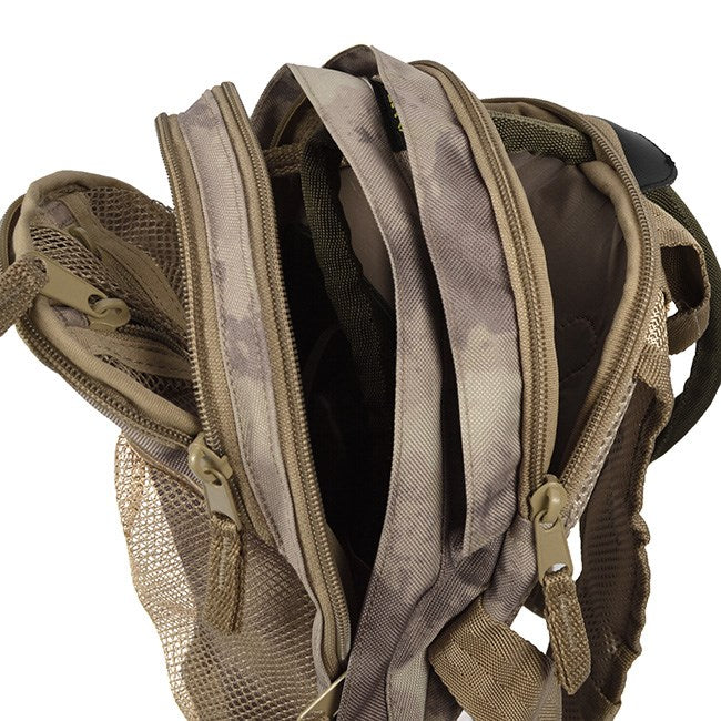 Mochila de hidratación con depósito verde 2,5l, espalda acolchada y bolsillo de malla
