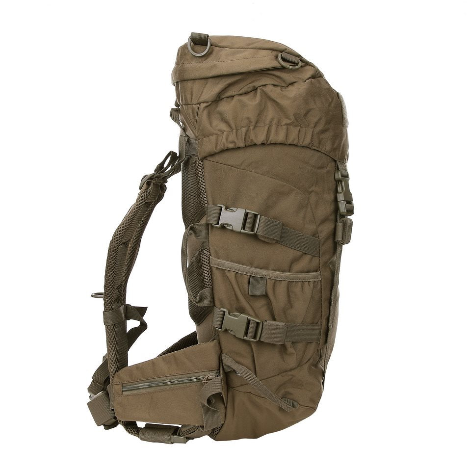 Mochila CROSSOVER Gen.2 EDC negra TF2215 con protección impermeable y bolsillos laterales