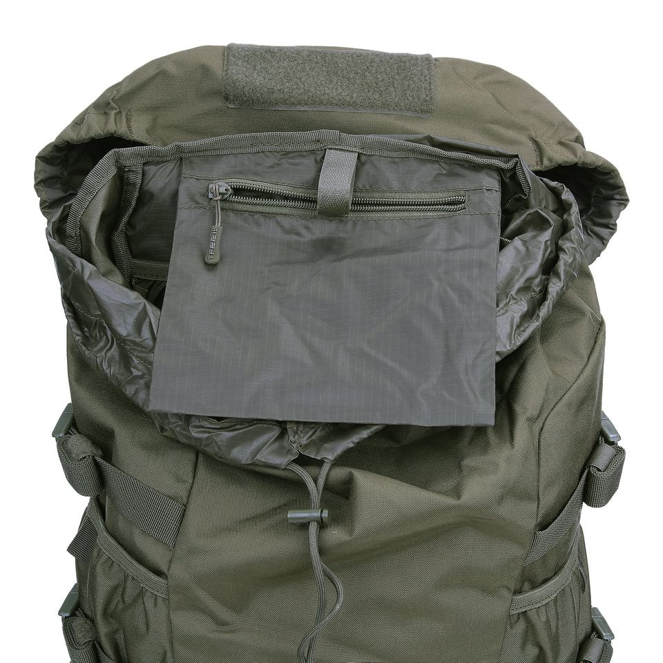 Mochila CROSSOVER Gen.2 EDC negra TF2215 con protección impermeable y bolsillos laterales