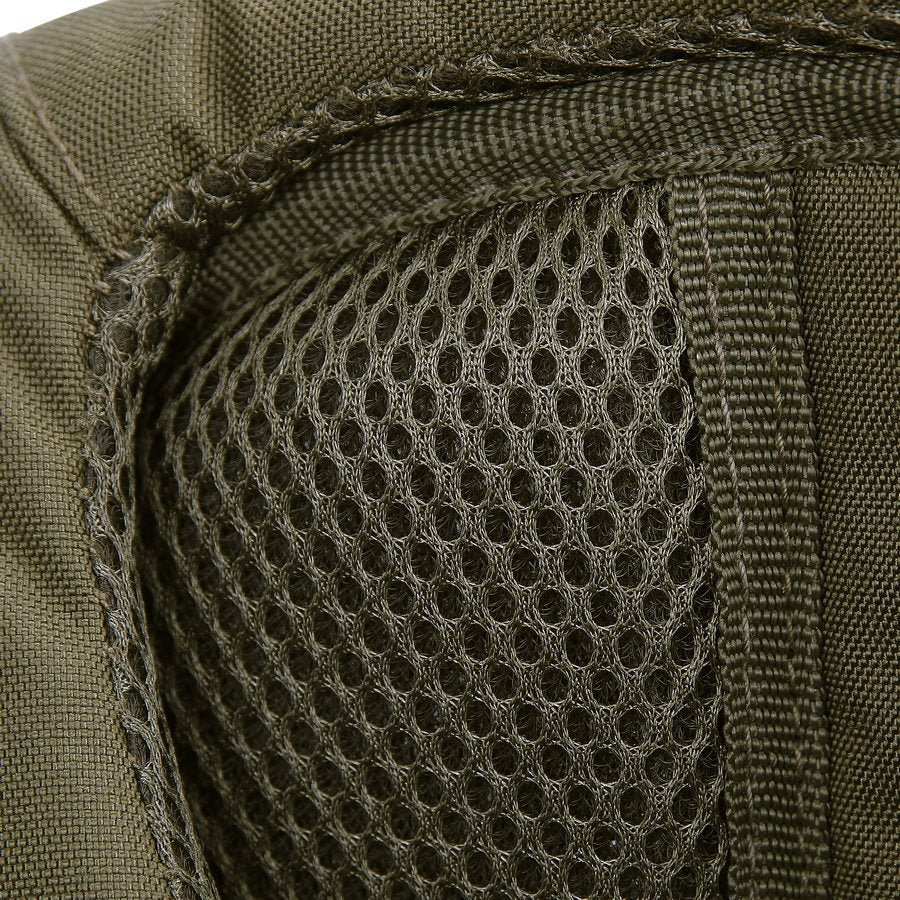 Mochila BUSHMATE PRO negra en Cordura 500D con funda reflectante naranja integrada