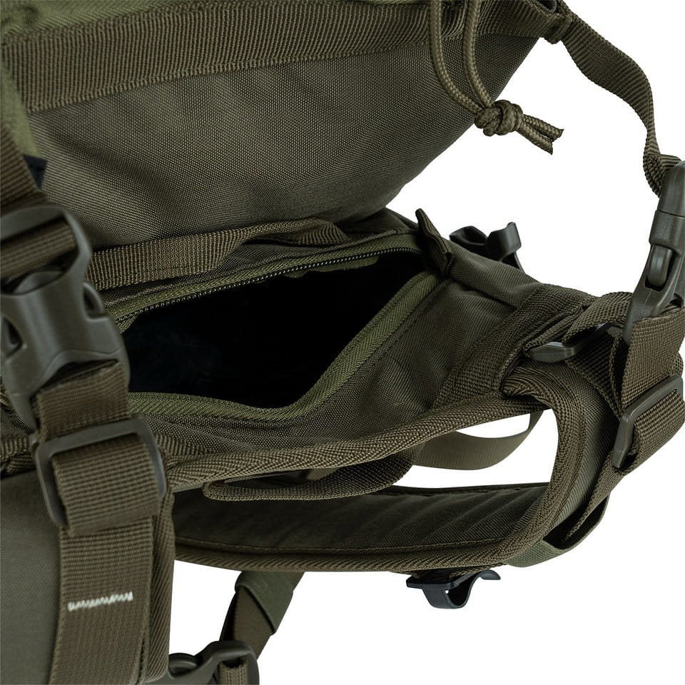Mochila táctica verde con bolsa de hidratación integrada 2 L