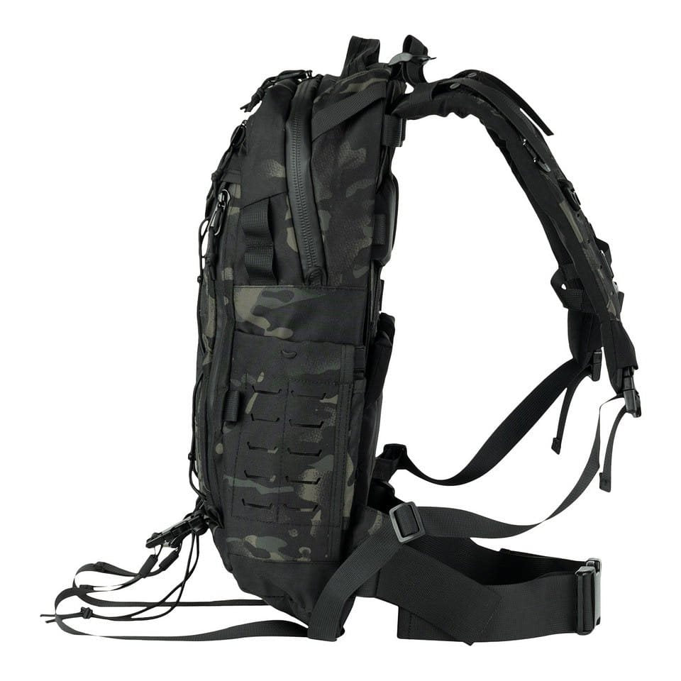 Mochila TF-2215 STEALTH-PRO 22L negra, mochila EDC compacta y de aspecto moderno