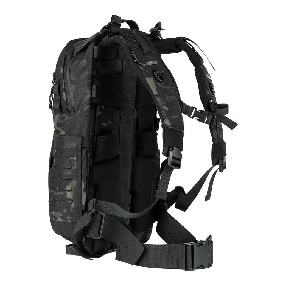 Mochila TF-2215 STEALTH-PRO 22L negra, mochila EDC compacta y de aspecto moderno