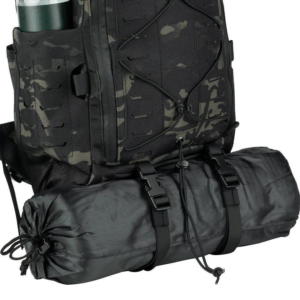 Mochila TF-2215 STEALTH-PRO 22L negra, mochila EDC compacta y de aspecto moderno