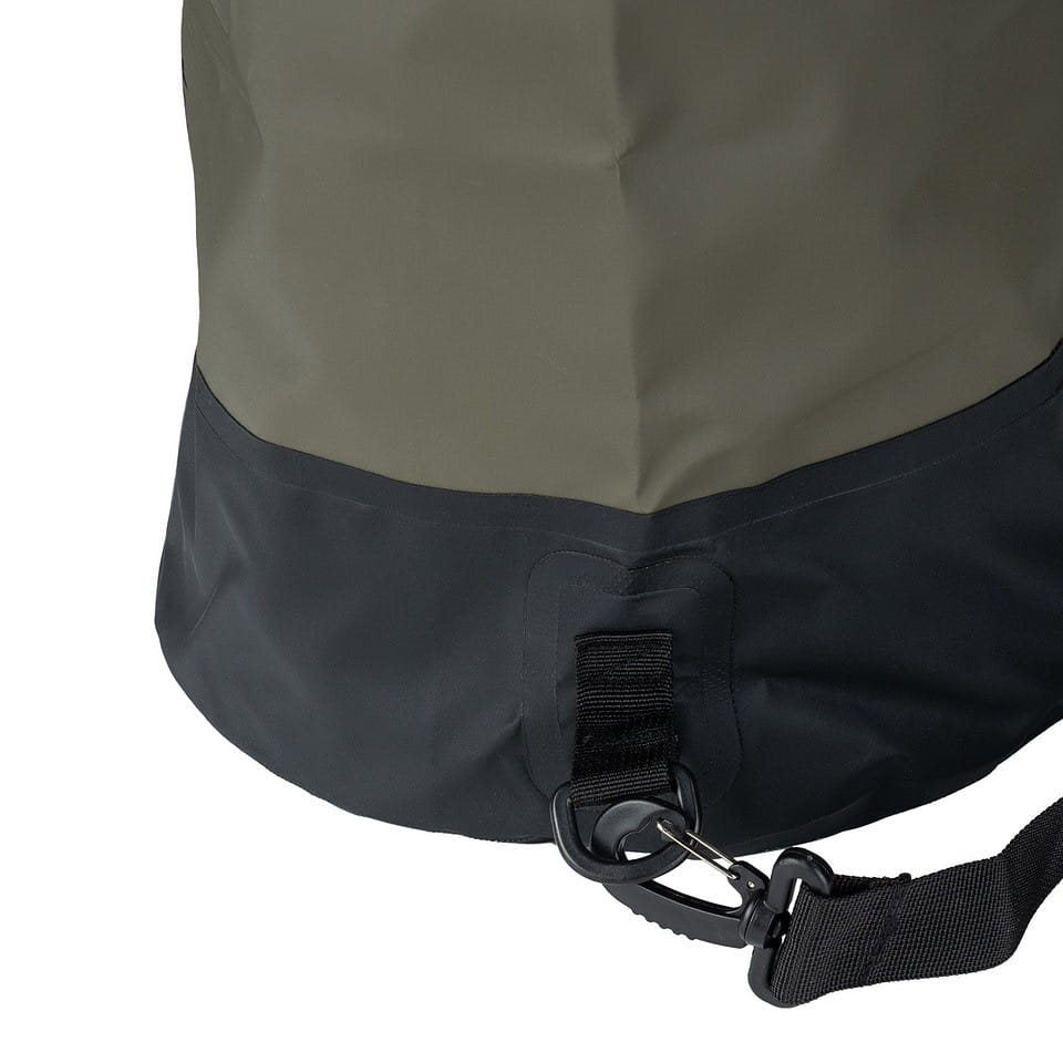 Bolsa náutica MOLLE impermeable verde en PVC 500D con correa ajustable
