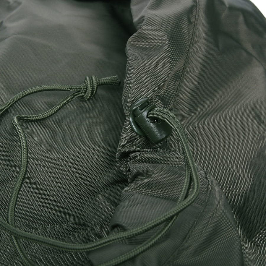 Funda de transporte verde para mochilas hasta 65L