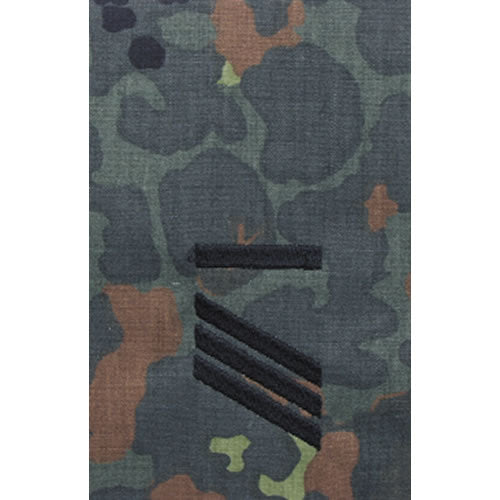 Hombrera BW HAUPTGEFREITER UA con bordado negro, par