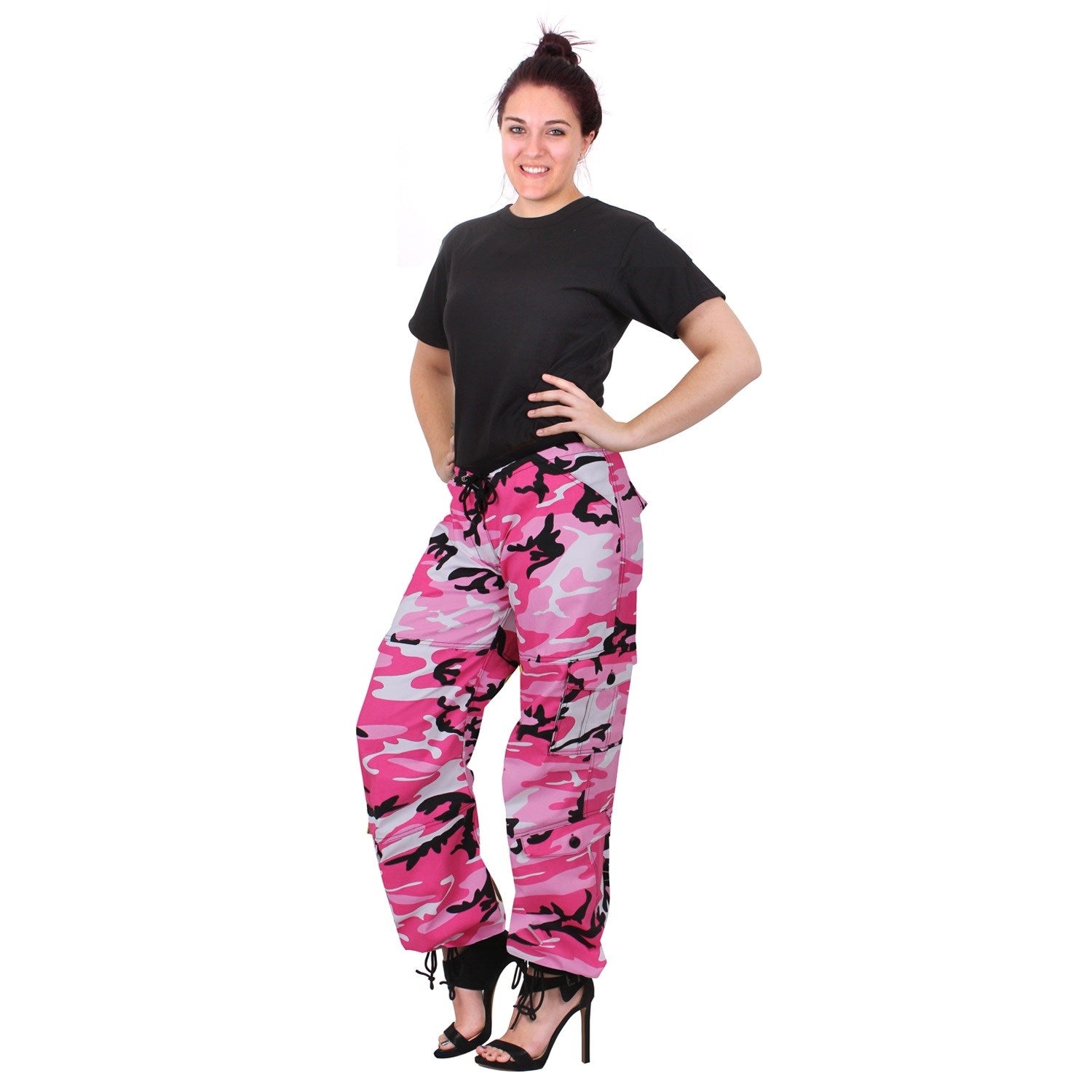 Pantalones paratrooper Pink Camo para mujer con bolsillos laterales y traseros