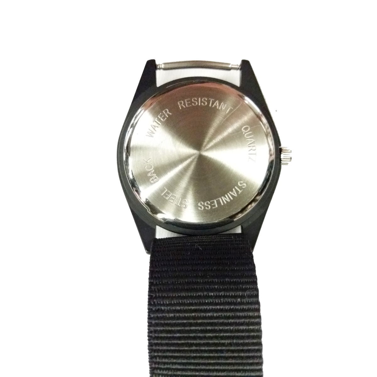 Reloj FIELD negro estilo militar con esfera negra y números verdes