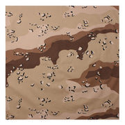 Pañuelo de algodón 55 x 55 cm camuflaje con bordes remallados